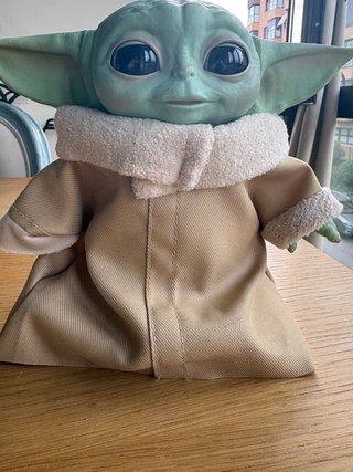 Muñeco Grogu (Baby Yoda) Star Wars, emite sonido