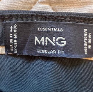 Pantalón de traje negro Mango