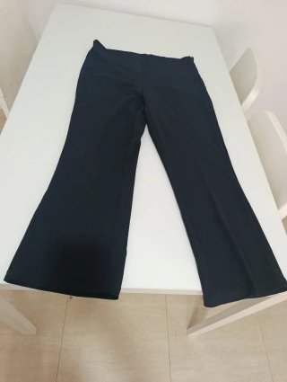 Pantalón vestir negro flare