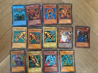 Mazo de 151 cartas Yugioh!