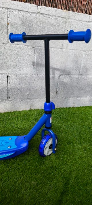 Patinete de tres ruedas Molto azul