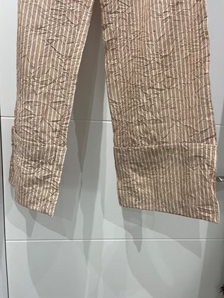Pantalón Zara rayas efecto arrugado