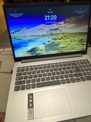 Portatile Lenovo IdeaPad 1 15.6 8GB RAM 240GB SSD