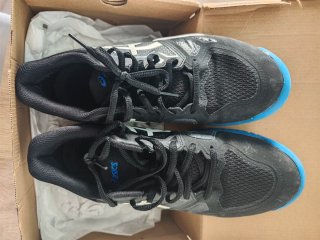Zapatillas Asics pádel/tenis negras y azules