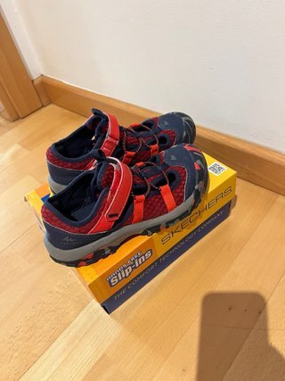 Sandalias senderismo niño Quechua azul/rojo
