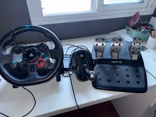 Volante Logitech G29 con Pedales y Cambio+ F1 2023