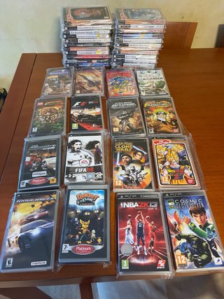 Lotto di 50 giochi PSP (PlayStation Portable)