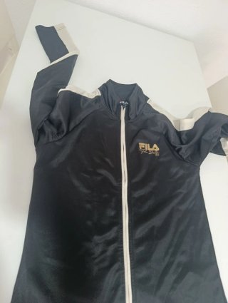 Chaqueta deportiva Fila negra y blanca