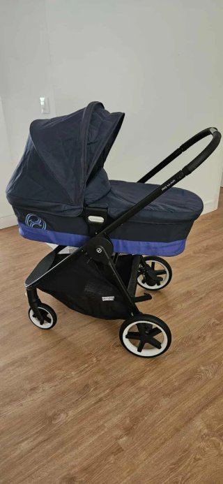 Capazo y silla de paseo bebé + sábanas y mosquiter