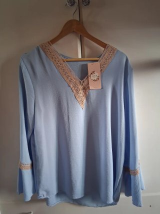 Blusa Celeste LINK Fashion con Encaje Talla Única