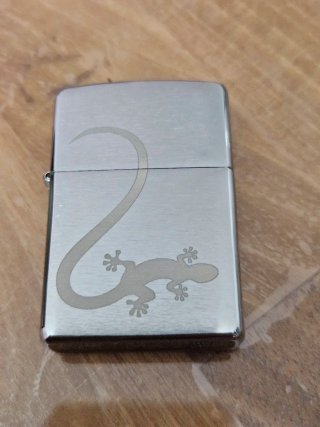 Zippo "Gecko/Lizard" (2015) - NUOVO con Scatola