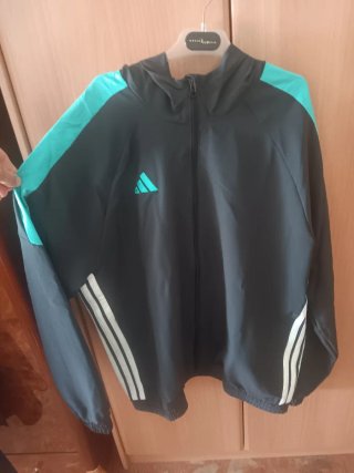 Chaqueta adidas Hombre (NUEVA con etiquetas)