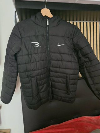 Chaqueta Acolchada Nike Júnior o mujer talla S