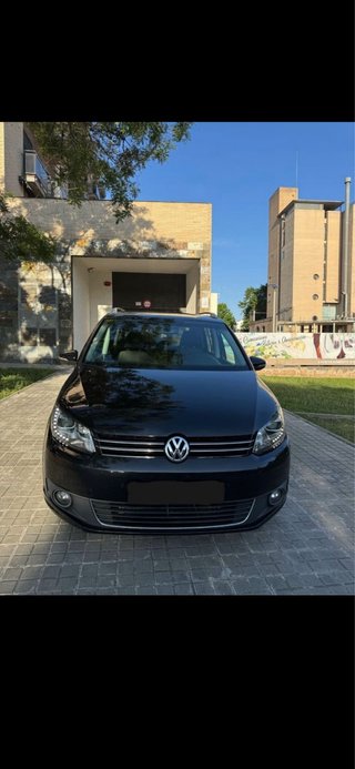 Volkswagen Touran 2012