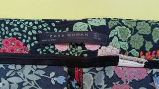 Pantalón Zara Estampado Talla L