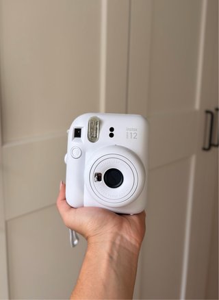 Cámara Fujifilm Instax Mini 12 Blanca