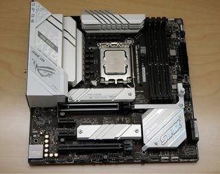 Placa Base ASUS ROG STRIX B760-G GAMING WIFI DDR5
