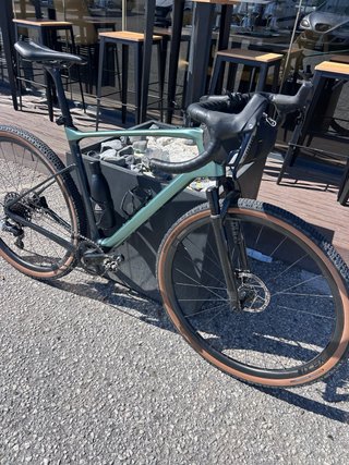 Bicicleta Gravel Talla L Giant con Amortiguador