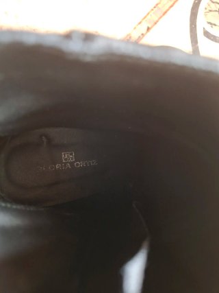 Botines Negros Gloria Ortiz Talla 39