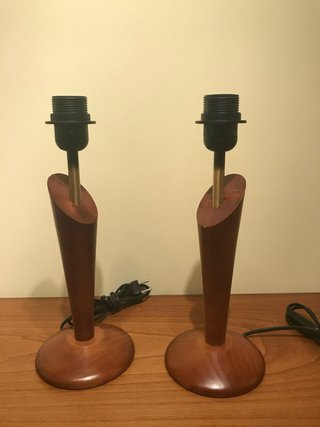 2 Lámparas de Mesa Madera