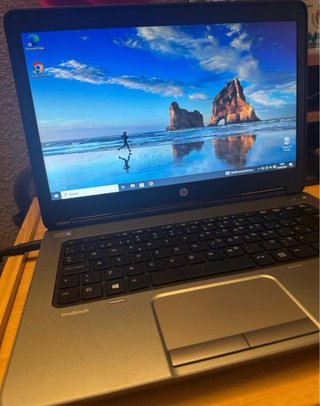 Pacchetto Informatica: Portatile HP + Monitor TV Samsung