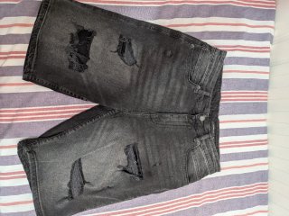 Pantalón corto vaquero negro
