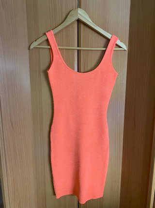 Vestido corto coral