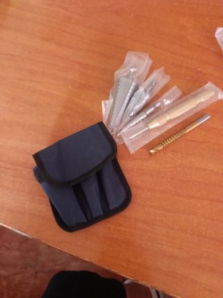 Set de 4 Brocas Escalonadas y Punzón
