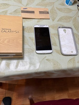 Samsung Galaxy S4 con caja original