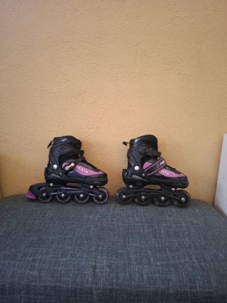 Patines en línea regulables (tallas 35-38)