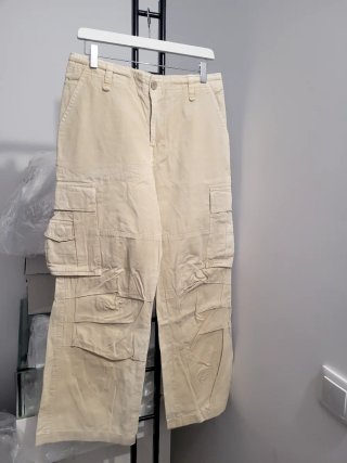Pantalones Cargo Beige