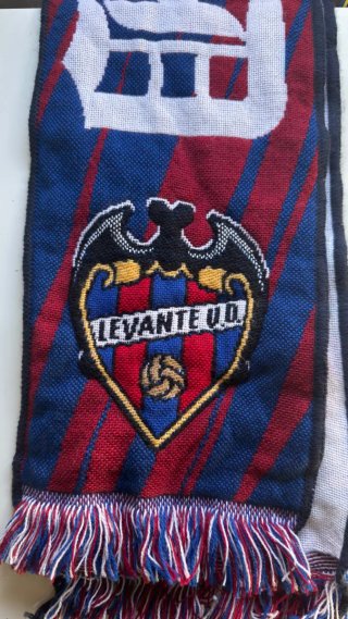 Bufanda Levante UD