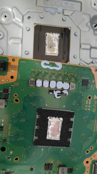 Limpieza y cambio Metal Líquido PS5