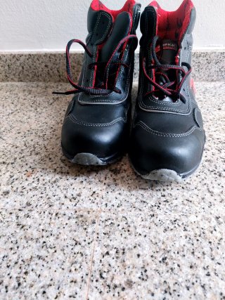 Botas de protección negras