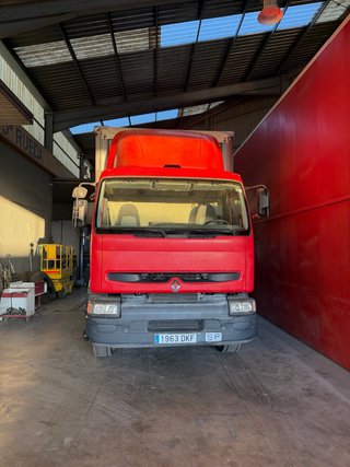 Renault Trucks 270dci premium 2005