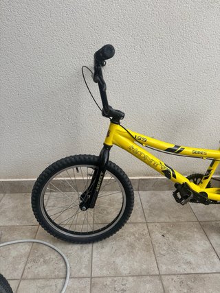 Bicicleta BMX Monty 139