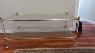 Mesa de centro de cristal y metal