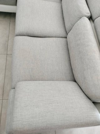 Divano 4 posti con pouf Poltronesofà