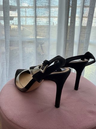 Zapatos de tacón Stradivarius negros