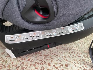 Silla de coche para bebé Babify con Isofix y pata