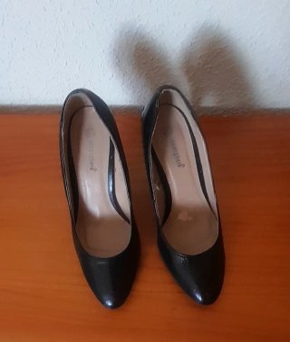 Tacones Negros Atmosphere