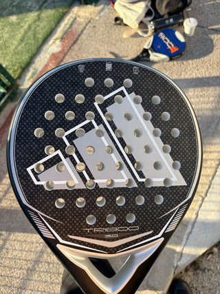 Pala de pádel Adidas Triboo 3.0 LTD USADA 1 VEZ