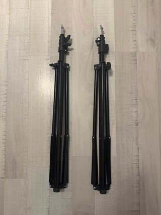 2 Trípodes para Fondo de Estudio