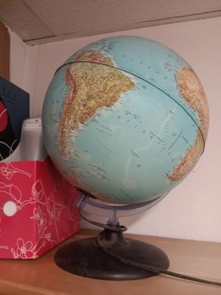 Lámpara Globo Terráqueo Azul y Marrón