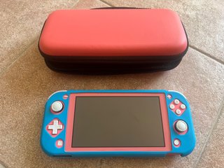 Nintendo Switch Lite Rosa y Azul