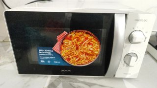 Microondas Cecotec ProClean 20L 700W