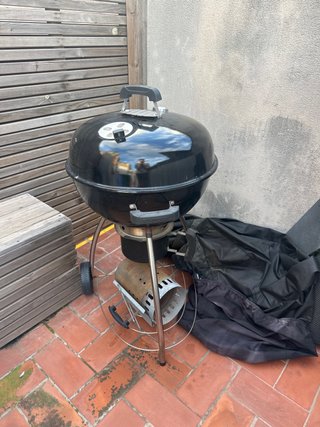 Barbacoa de carbón Naterial (ubic. Bcn centro)