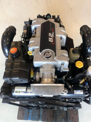 Motor Marino MerCruiser 8.2 MAG H.O. V8