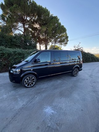 Volkswagen Caravelle 2011