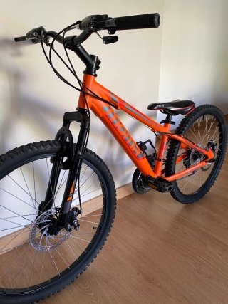Bicicleta 24" Moma GTT 24 COMO NUEVA